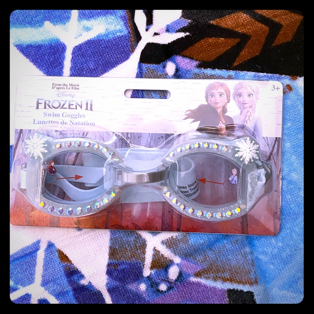 FROZEN GOGGLES